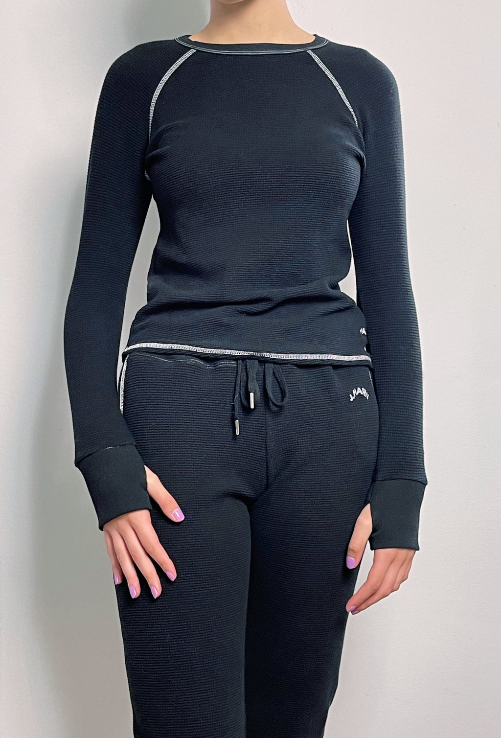 The Chalet Thermal Top - Black