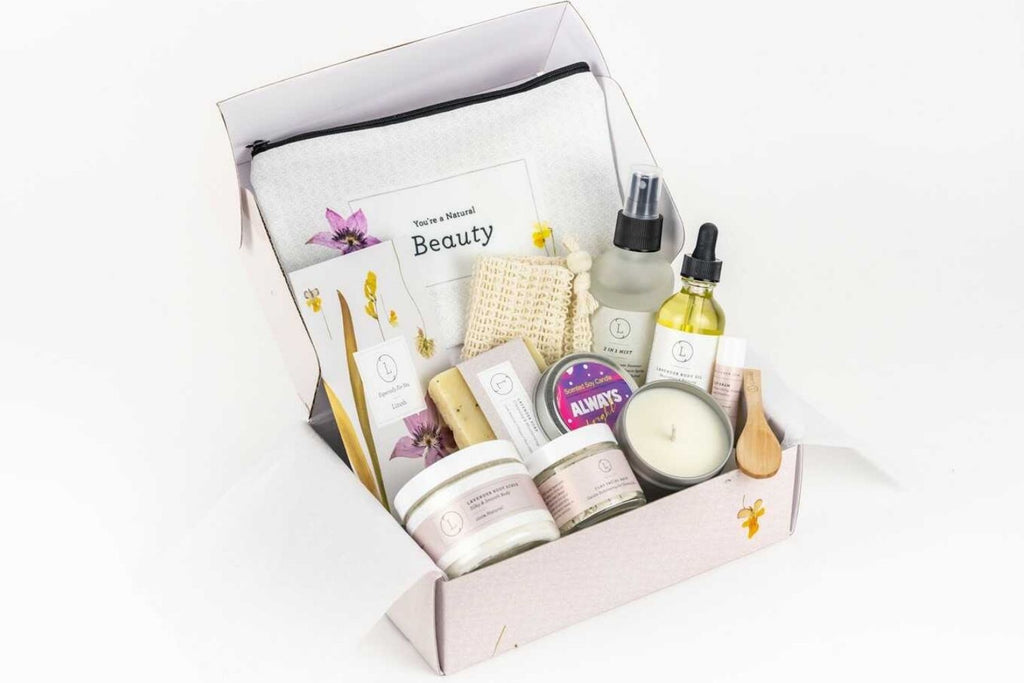 Spa Gift Box, Natural Lavender Bath & Body Relaxing Package for Mother’s Day